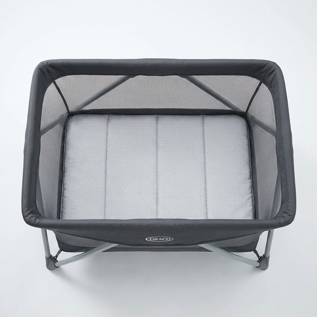 Foldable Playpen & Bed view 2